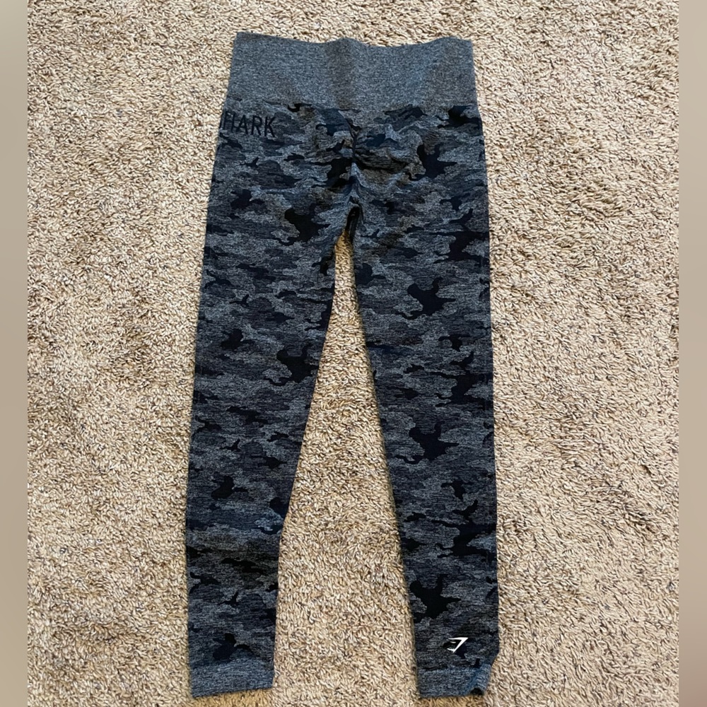 Gymshark size medium leggings